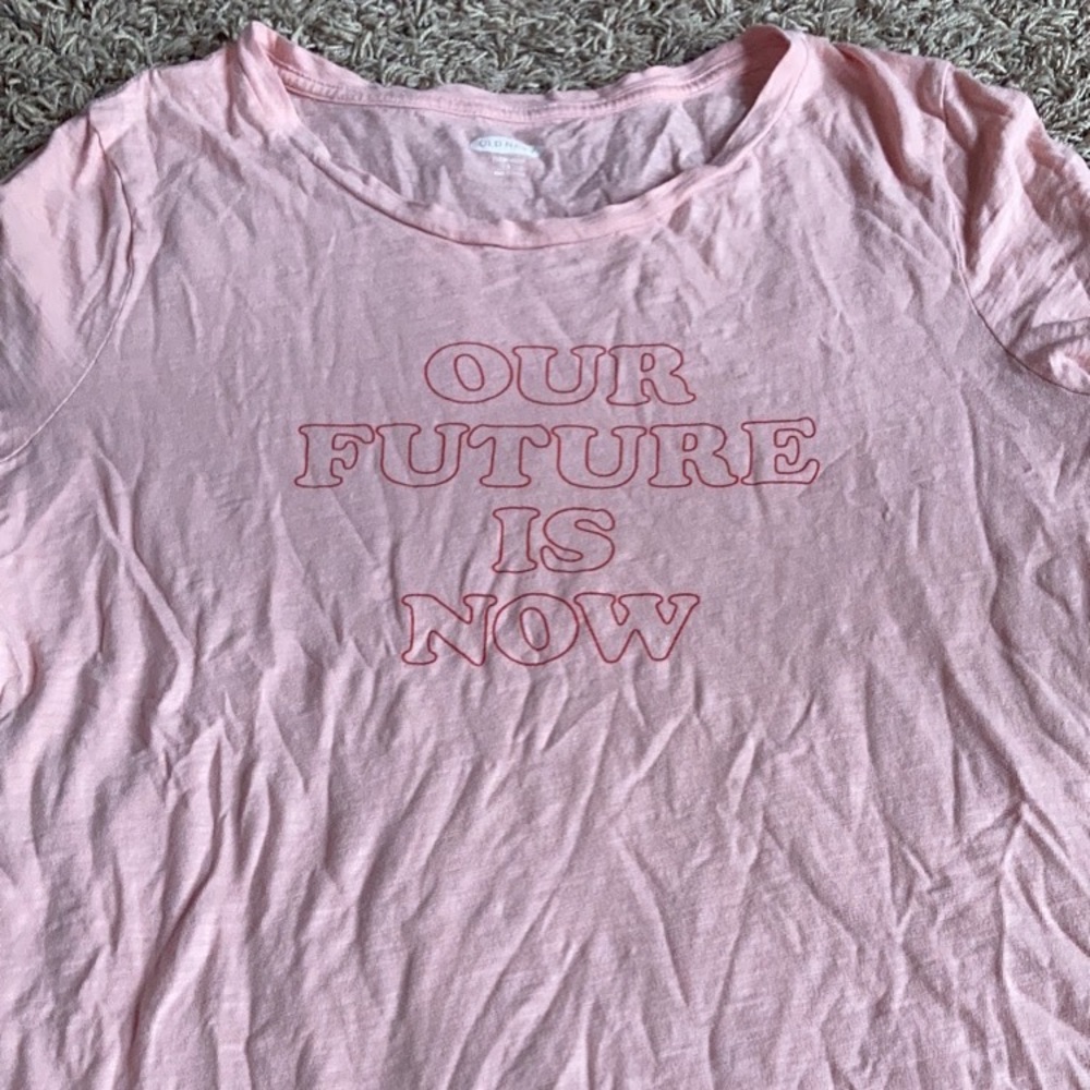 pink graphic tee